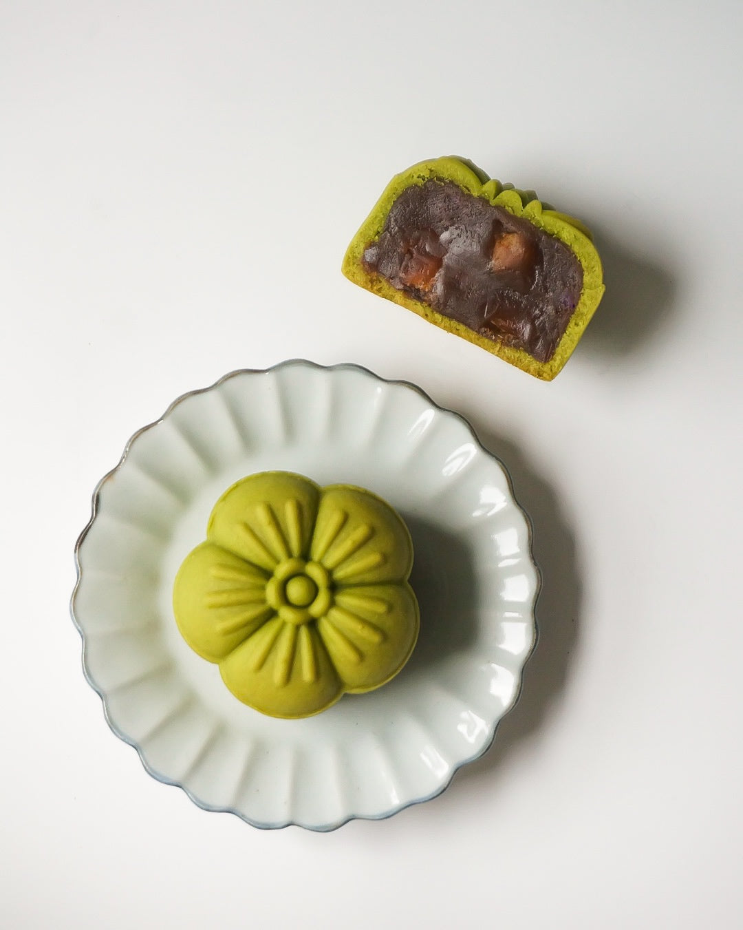 MOONLIT | Traditional Mooncakes